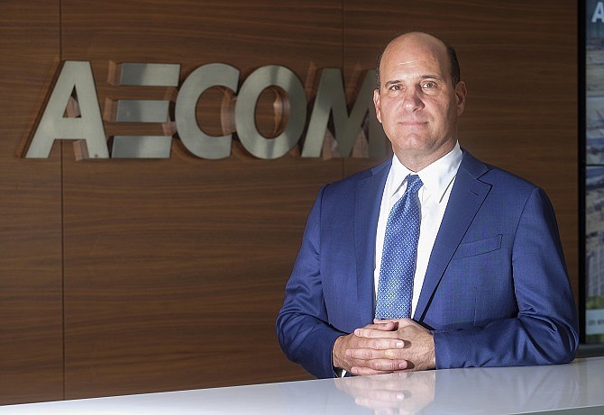 AECOM vezérigazgatója, Michael Burke 2020 márciusában vonul nyugdíjba.