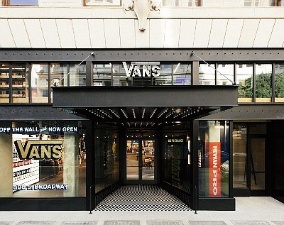 vans outlet locations