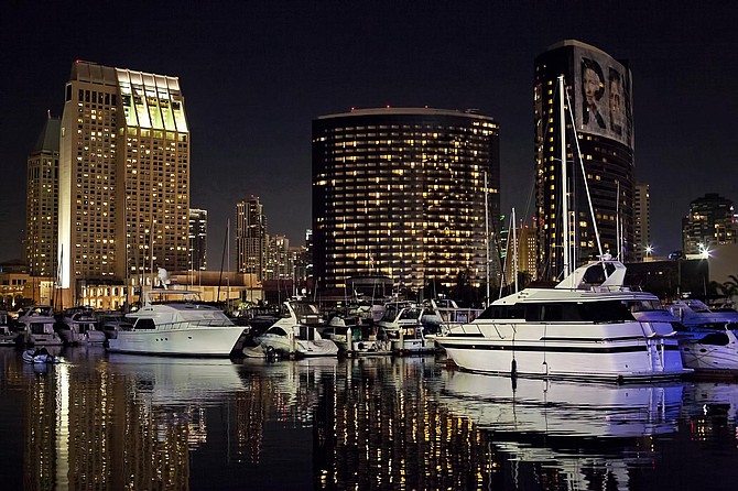 Pleasure yachts moored on San Diego Bay. Photo by Jill Wellington, courtesy of Pixabay.
