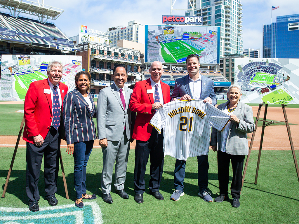 Holiday Bowl Finds New Home At Baseball's Petco Park